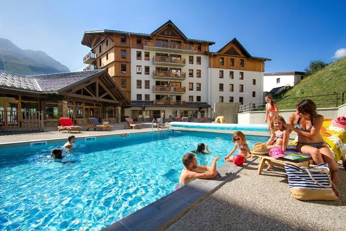 TERNELIA LES CLARINES